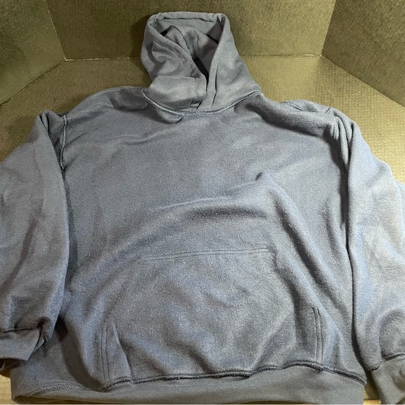 Garth Brooks Stadium Tour Hoodie Mens/Unisex Large Brand new never worn - Picture 3 of 8